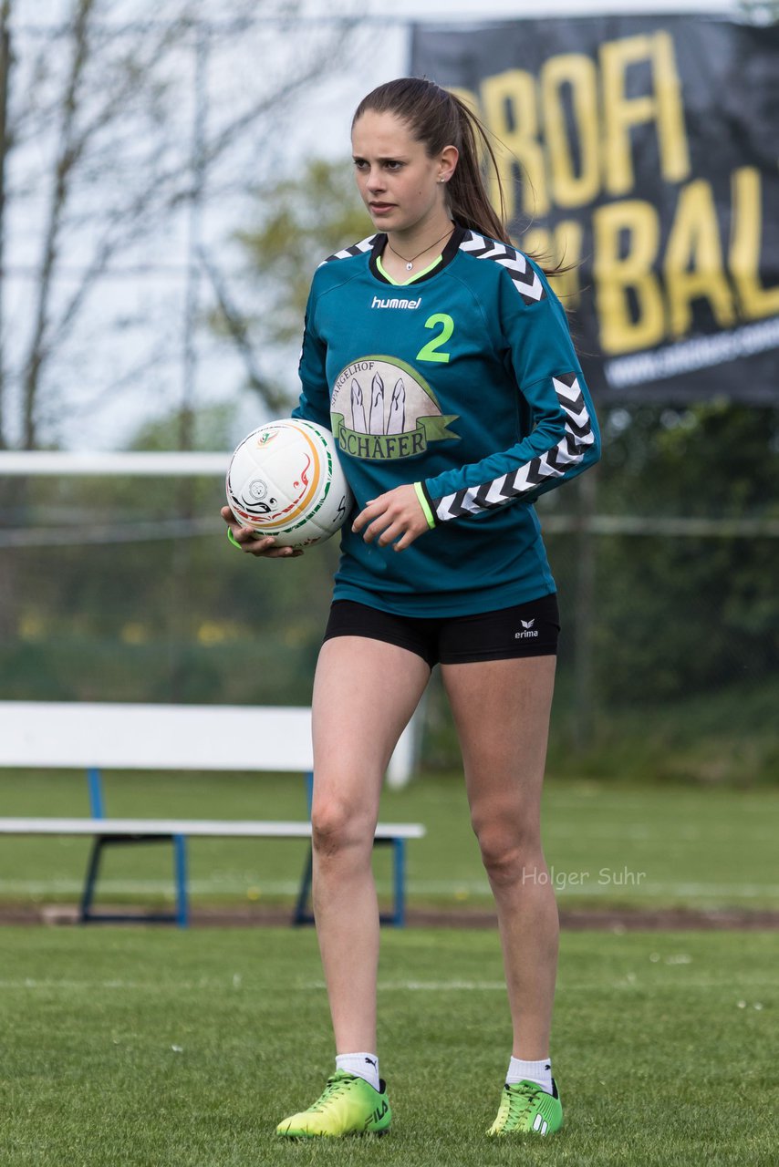 Bild 220 - Faustball Frauen Wiemersdorf